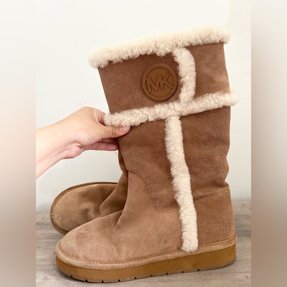 Michael Kors Winter Tall Suede Boots Walnut - size 9 sheep fur - Picture 4 of 7